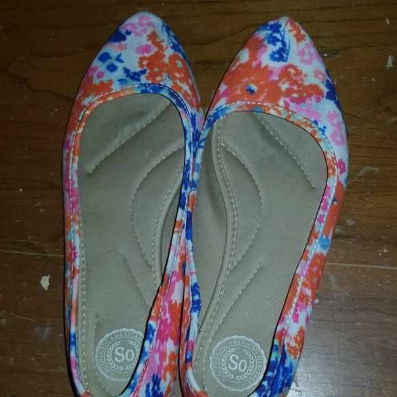 Flats - Picture 2 of 3